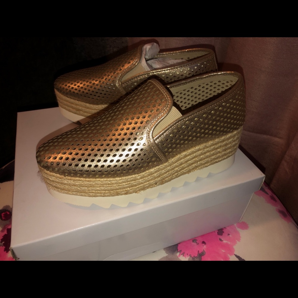 Steve Madden Kara Perforated Platform Loafer